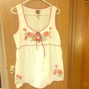 Lucky Brand boho peasant top L Embroidered